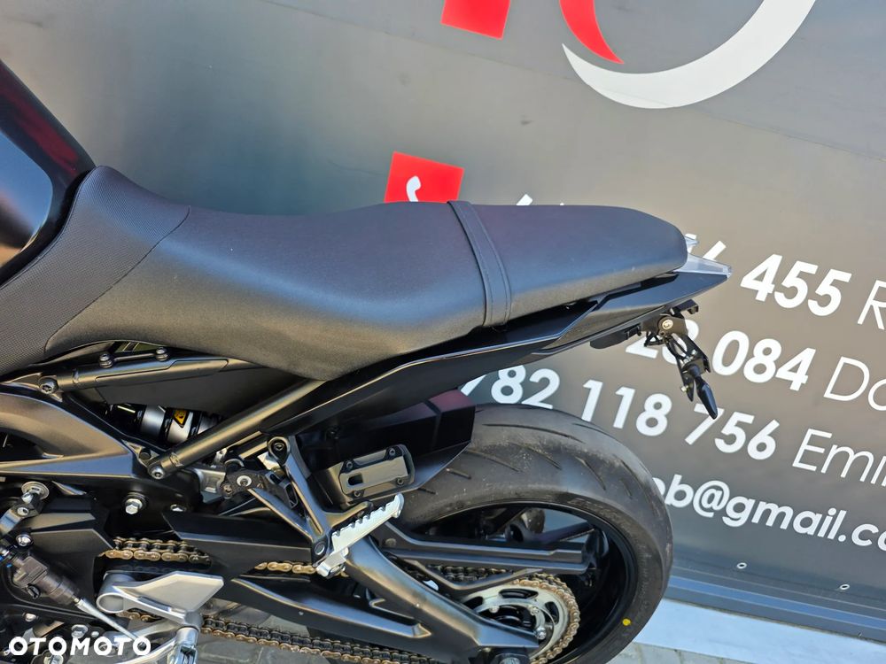 Yamaha MT - 8