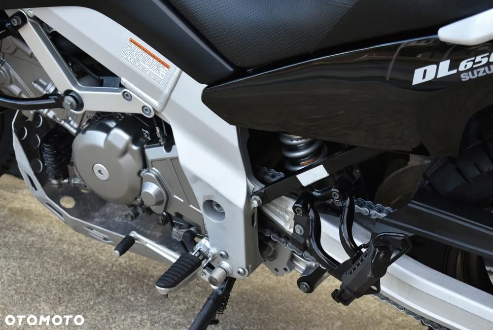 Suzuki V-STROM - 18