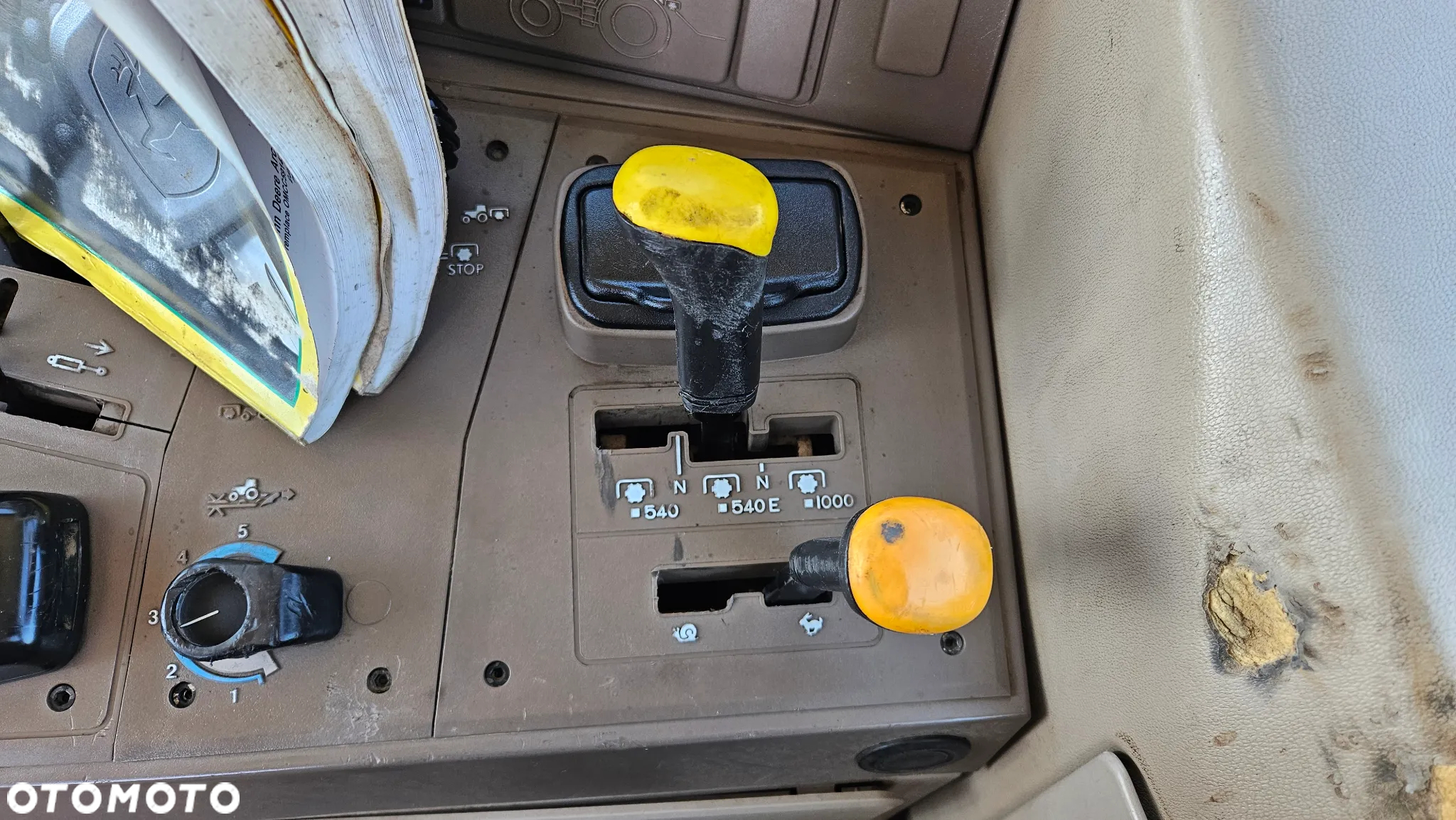 John Deere 6120 - 36