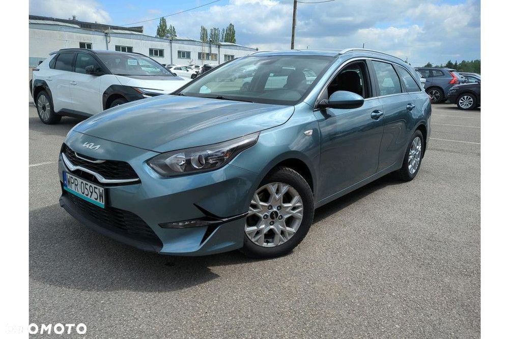 Kia Ceed - 1