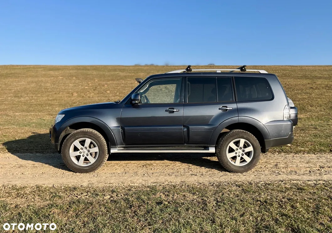 Mitsubishi Pajero 3.2 DID Instyle - 12