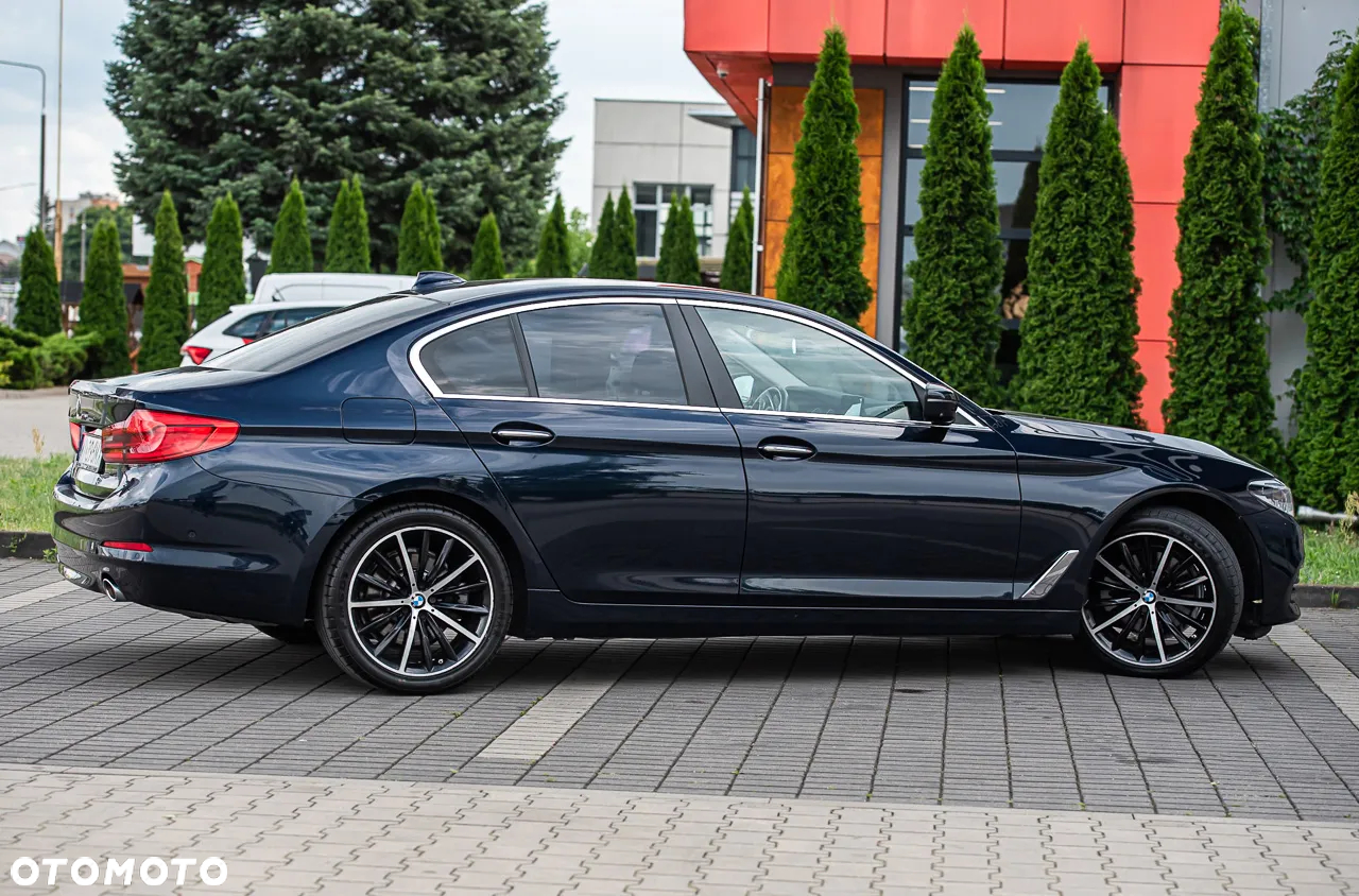 BMW Seria 5 520d xDrive Luxury Line - 14