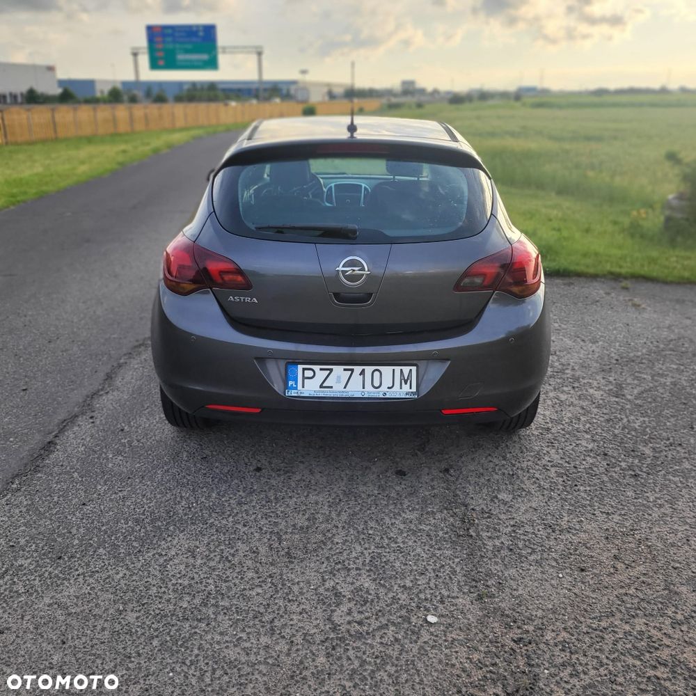 Opel Astra - 4