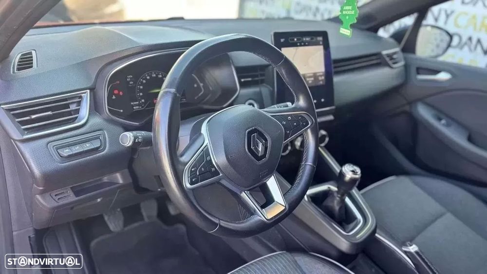 Renault Clio - 16