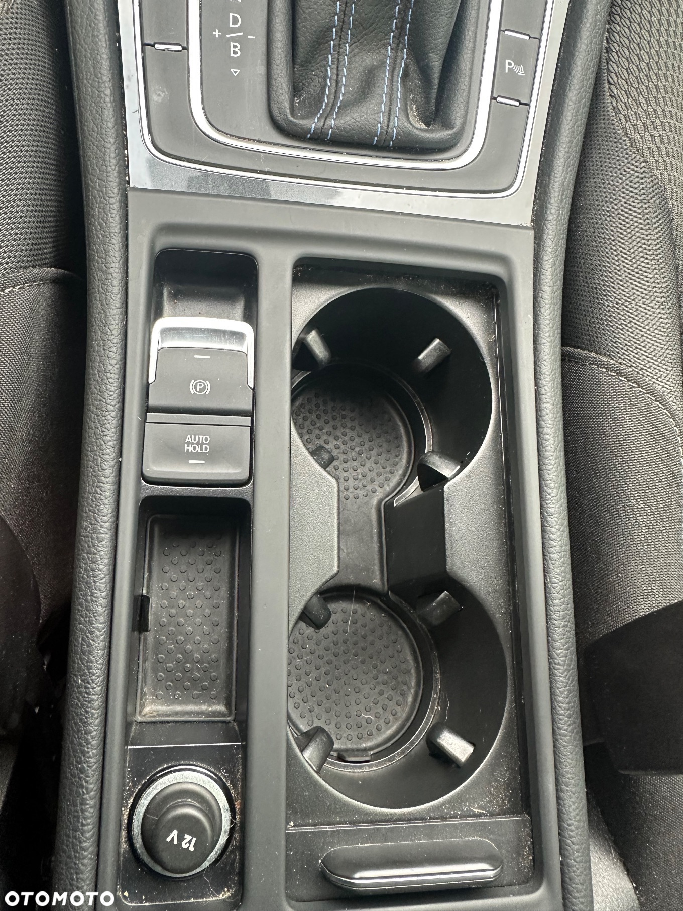 Volkswagen Golf e-Golf - 18