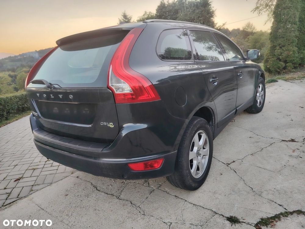 Volvo XC 60 - 4