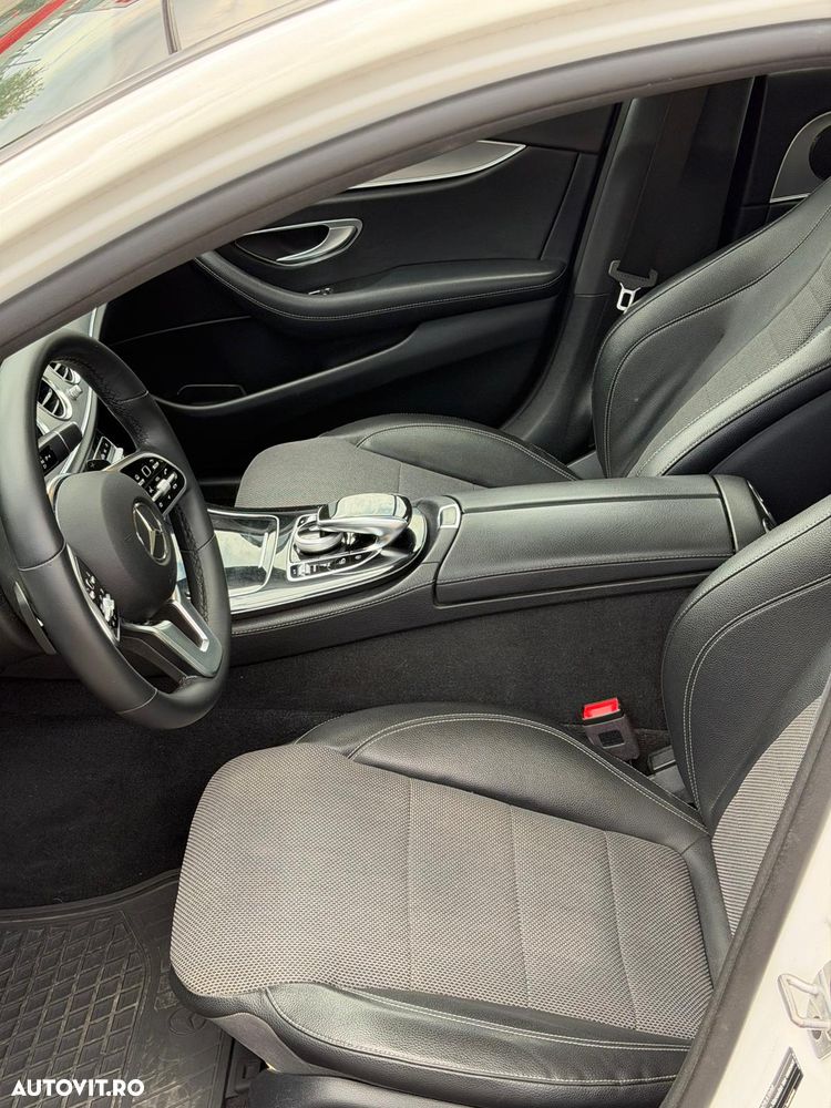 Mercedes-Benz E 220 d 9G-TRONIC - 26