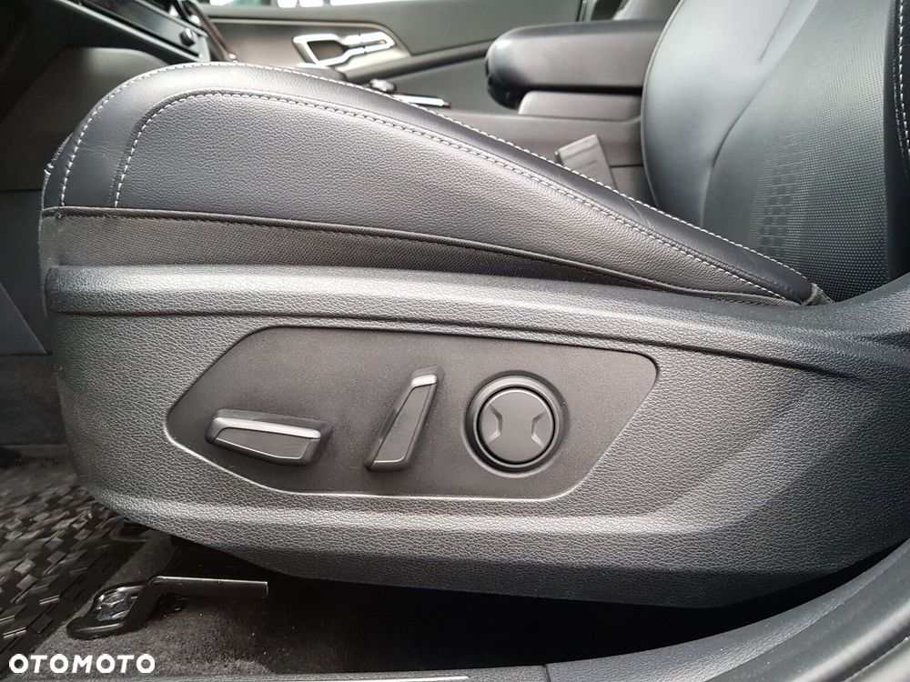 Kia Sportage 1.6 T-GDI HEV Business Line 4WD - 19