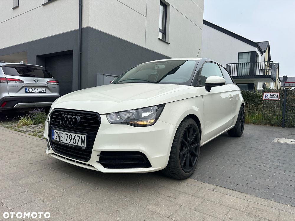 Audi A1 3-drzwiowe 1.4 TFSI admired - 2