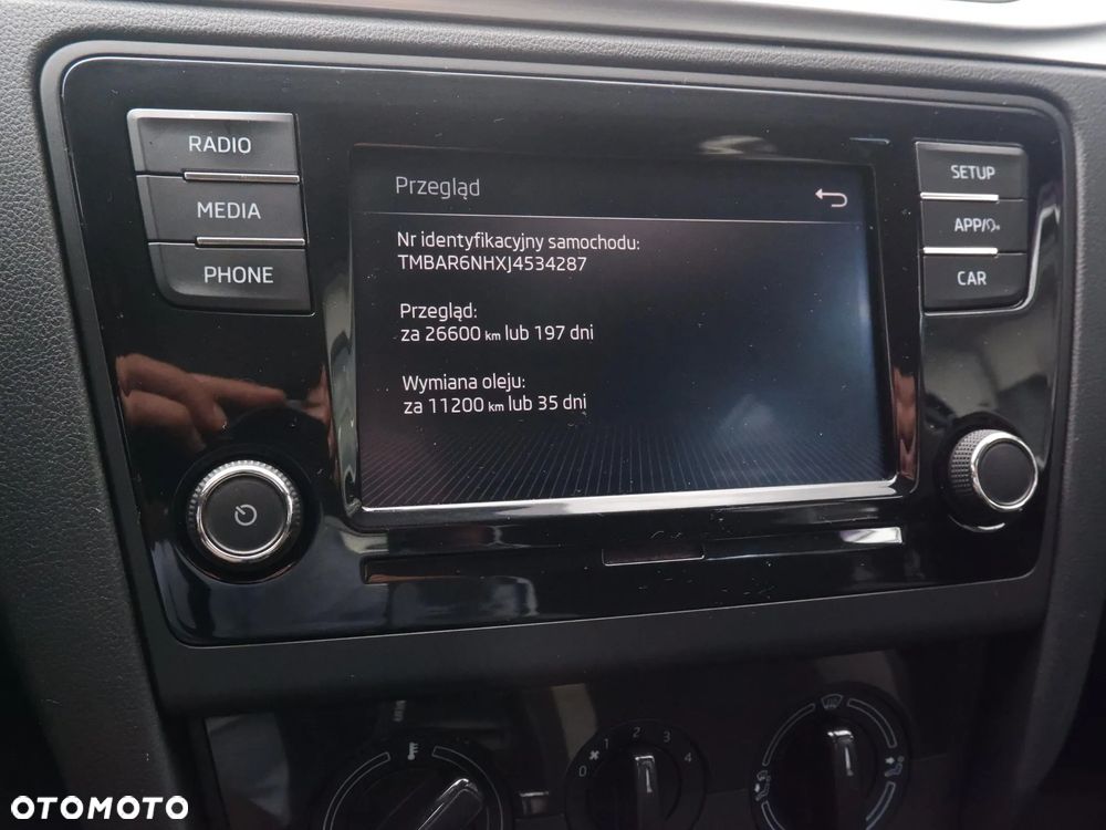Skoda RAPID 1.0 TSI Ambition - 25