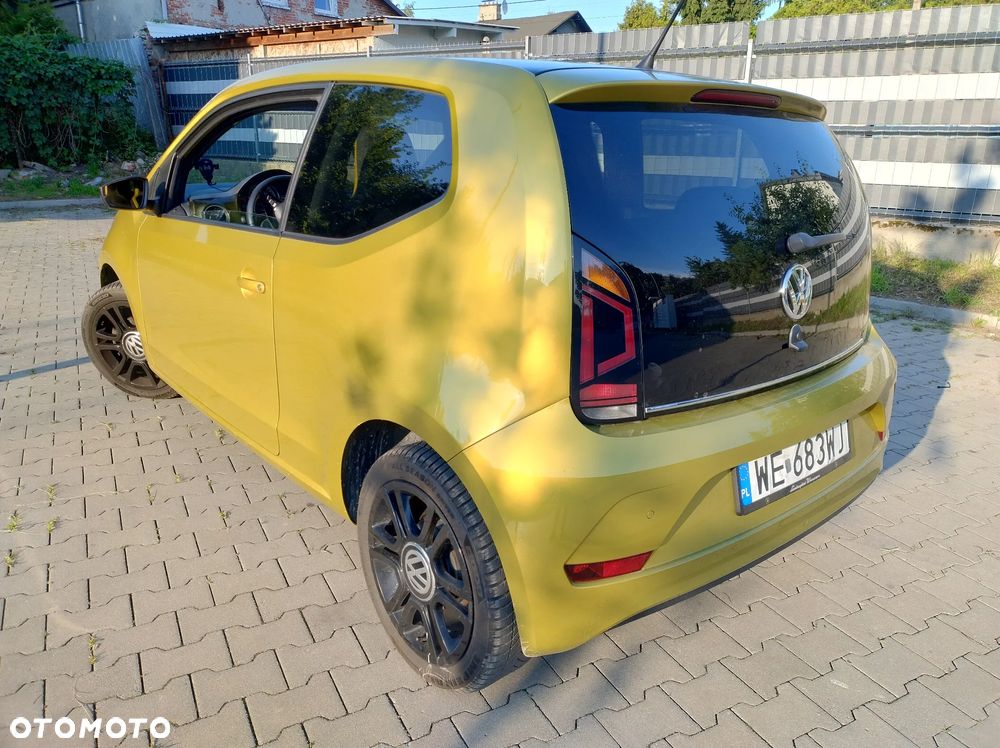 Volkswagen up! 1.0 high - 5