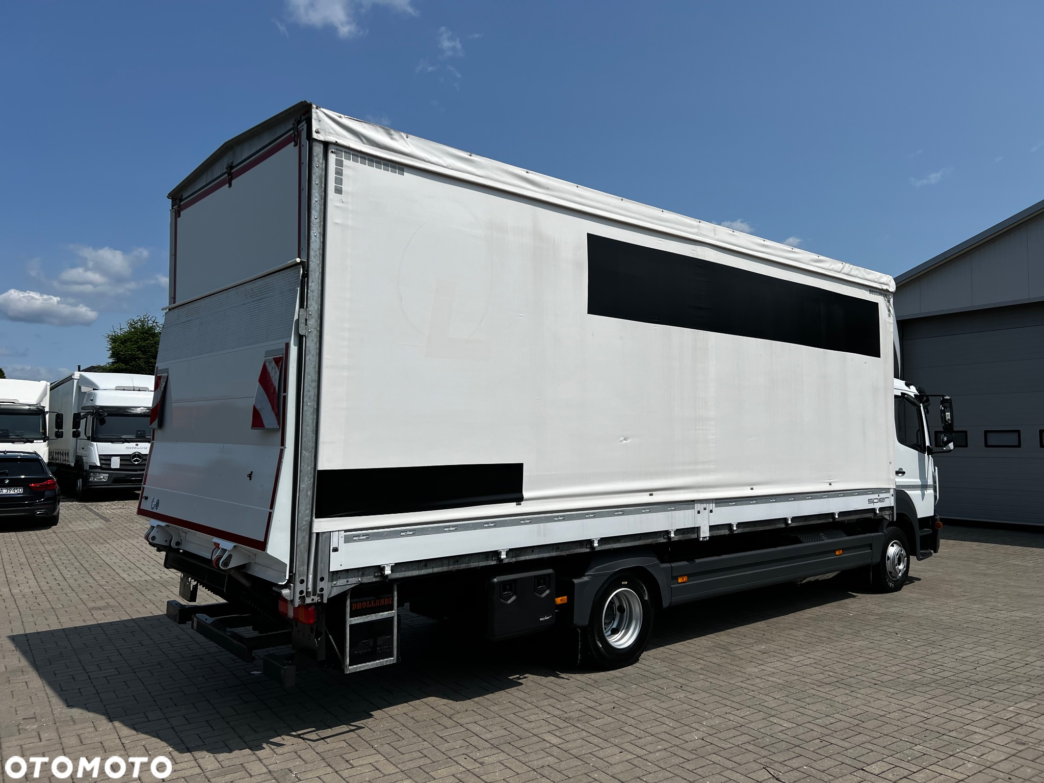 Mercedes-Benz ATEGO - 13