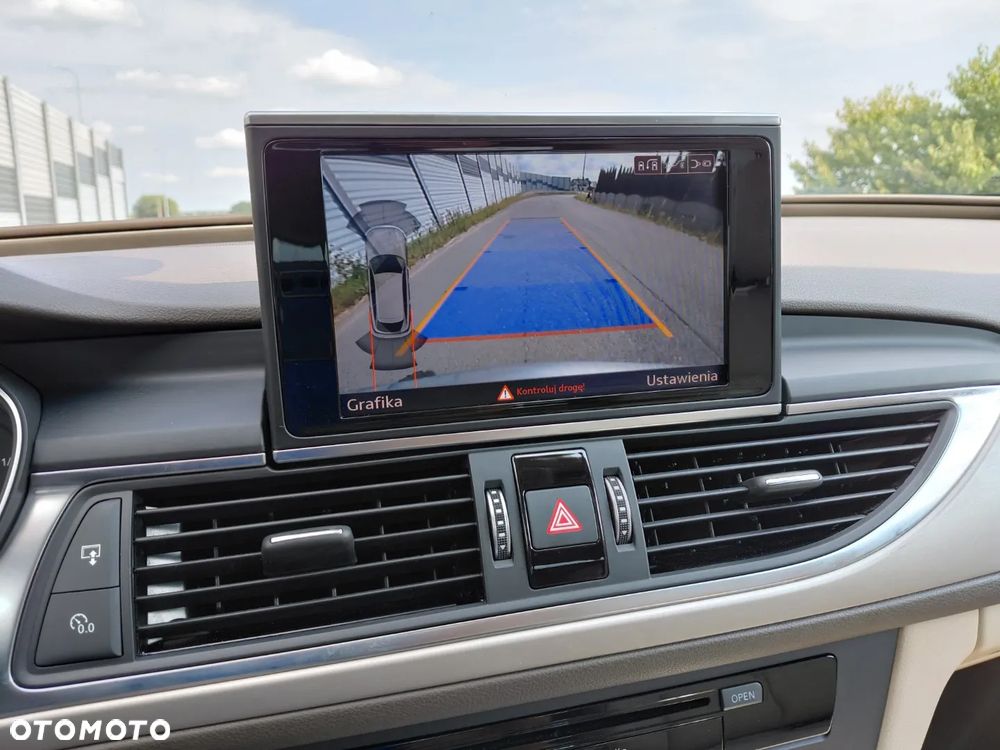 Audi A6 Avant 2.0 TDI Ultra DPF S tronic - 19