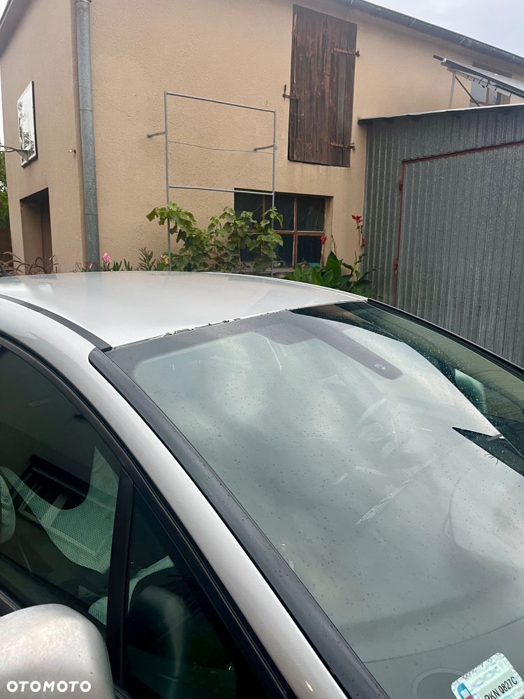 Citroën C4 1.6 16V Magic - 9