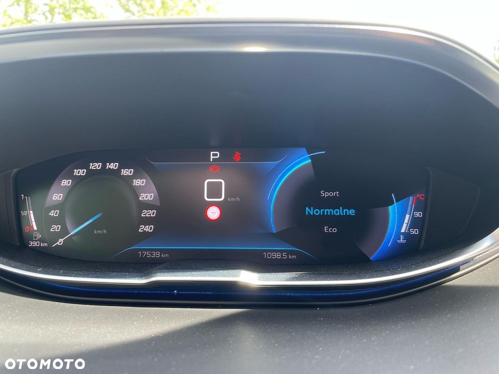 Peugeot 3008 PureTech 130 Stop & Start GPF EAT8 Active Business-Paket - 12