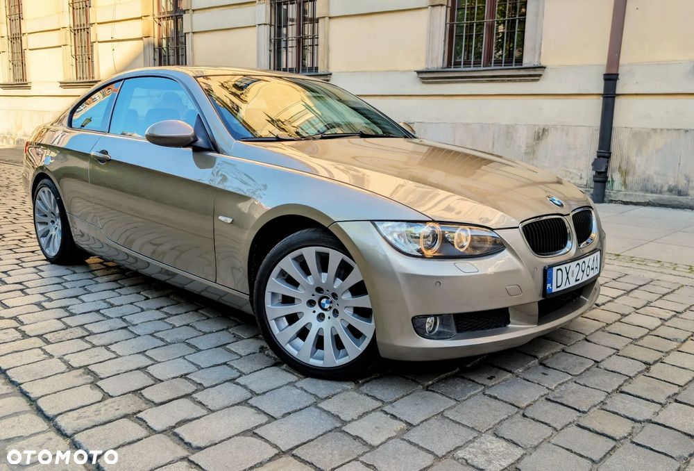 BMW Seria 3 320i - 1