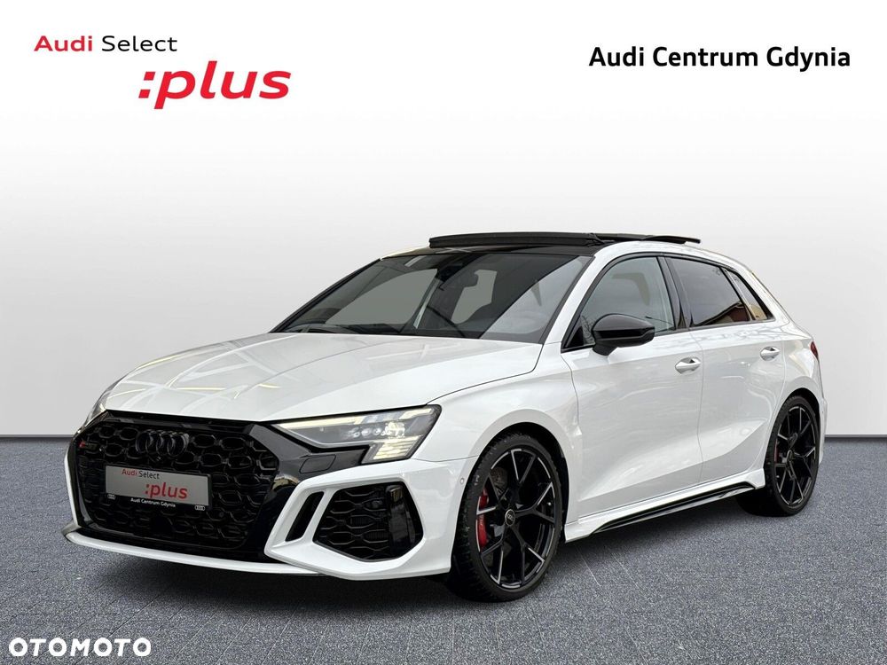 Audi RS3 Sportback - 1