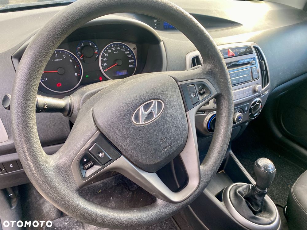 Hyundai i20 1.4 Comfort - 10