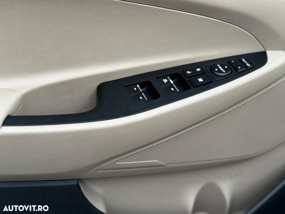Hyundai Tucson - 12