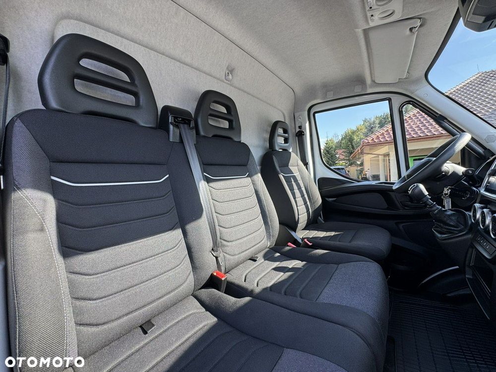 Iveco Daily 35C14 - 37