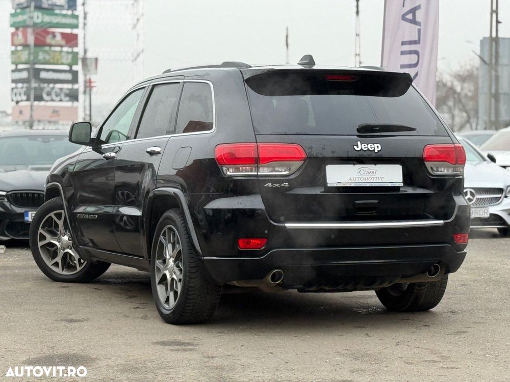 Jeep Grand Cherokee - 11