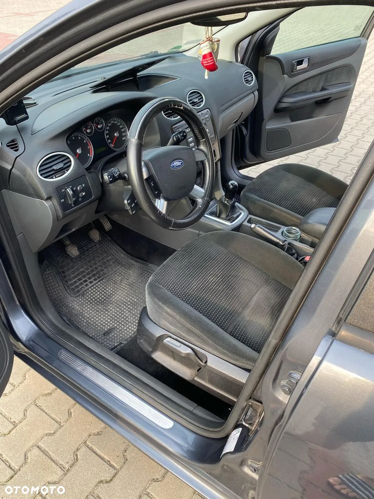 Ford Focus - 7