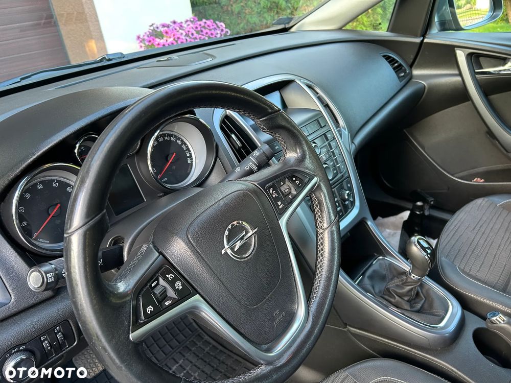 Opel Astra IV 1.4 T Active - 12