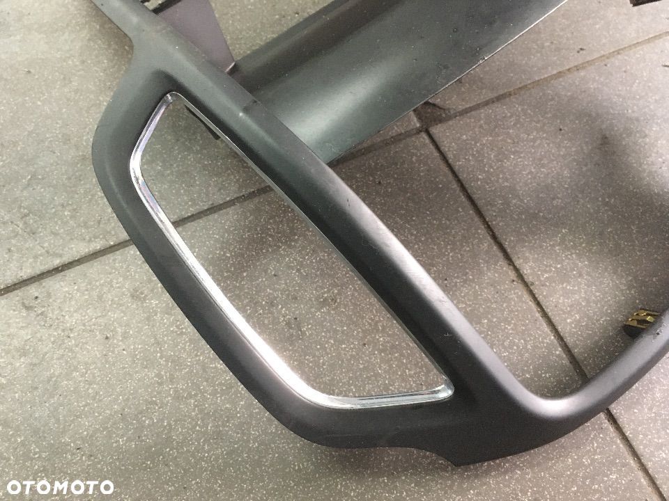 RAMKA RADIA ZAFIRA C OPEL CZARNY MAT - 2