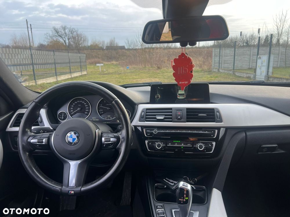 BMW Seria 3 320d Edition M Sport Shadow - 8
