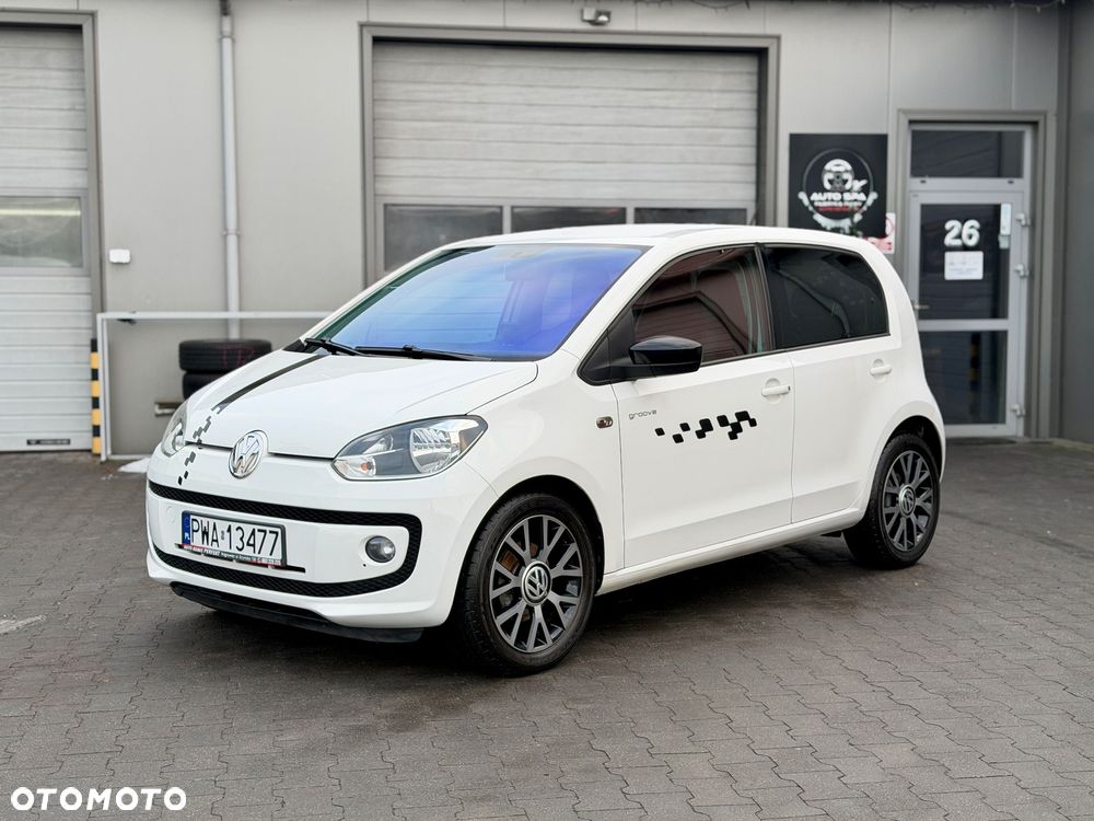 Volkswagen up! BlueMotion Technology street - 5