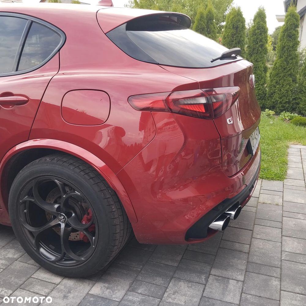 Alfa Romeo Stelvio 2.9 V6 Bi-Turbo Quadrifoglio Q4 - 31