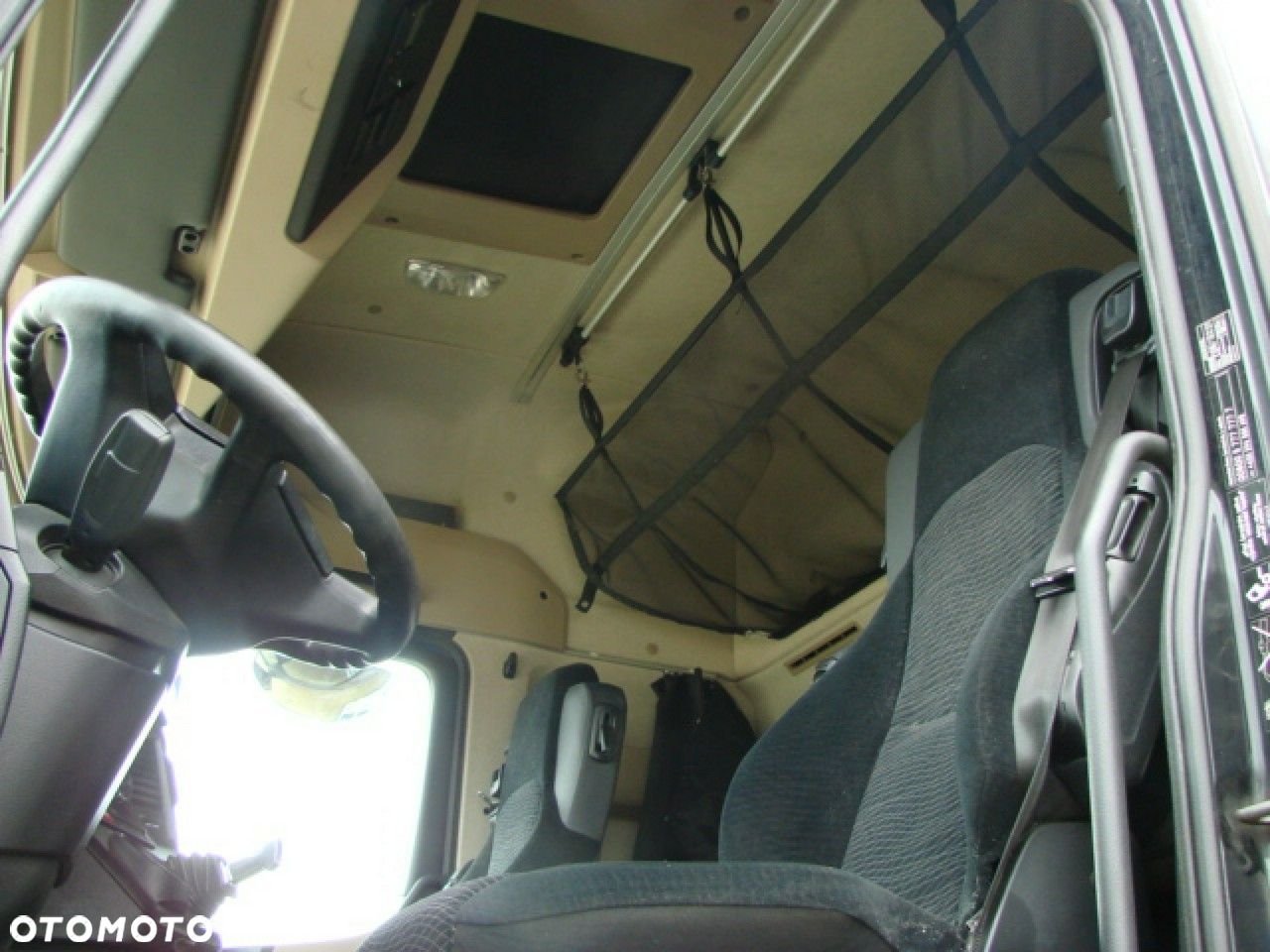 Mercedes-Benz Actros - 10