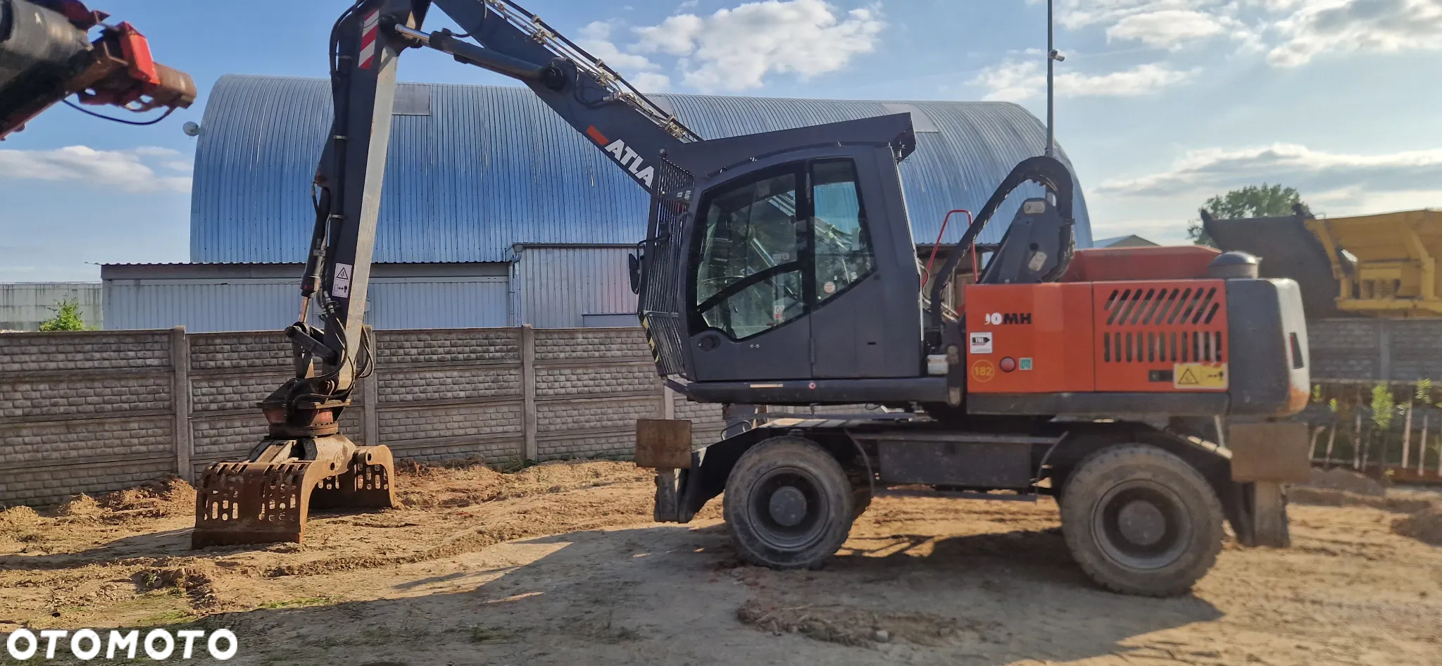 Atlas 200 MH - 23