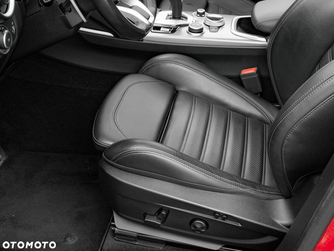 Alfa Romeo Stelvio 2.0 Turbo Sprint Q4 - 14