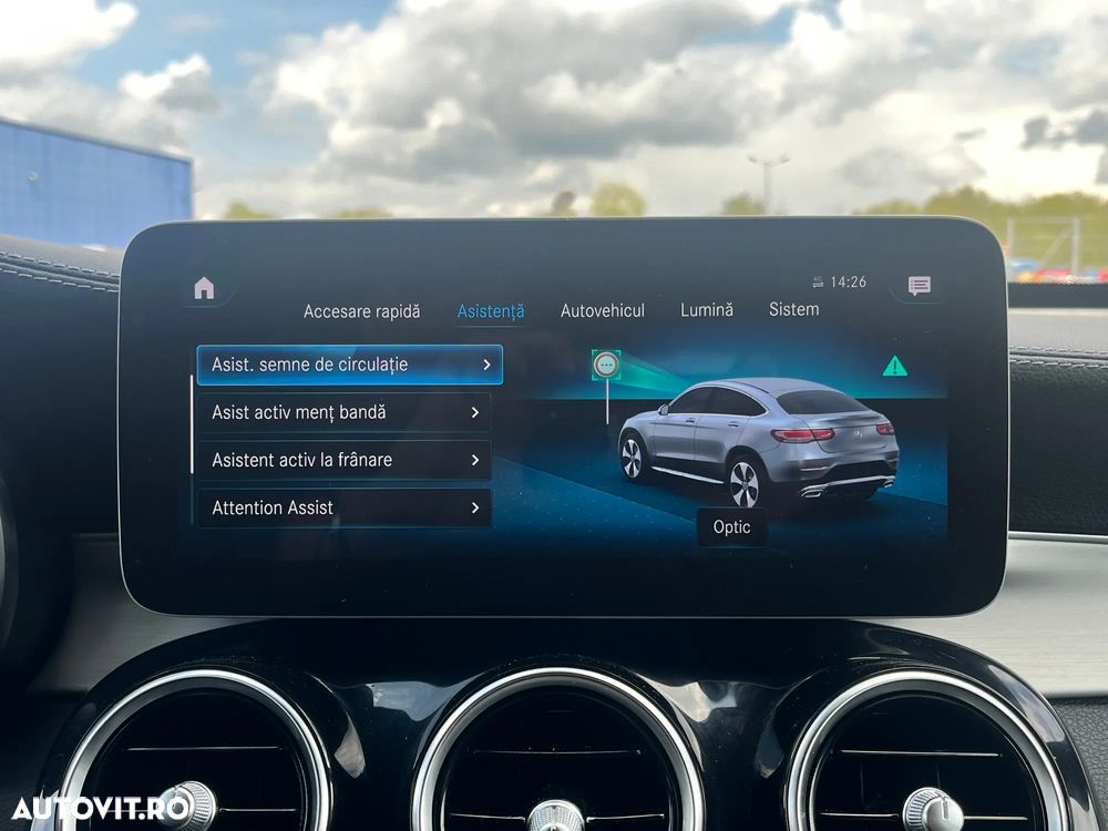 Mercedes-Benz GLC Coupe 300 de 4Matic 9G-TRONIC - 26