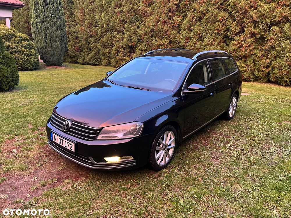 Volkswagen Passat - 1
