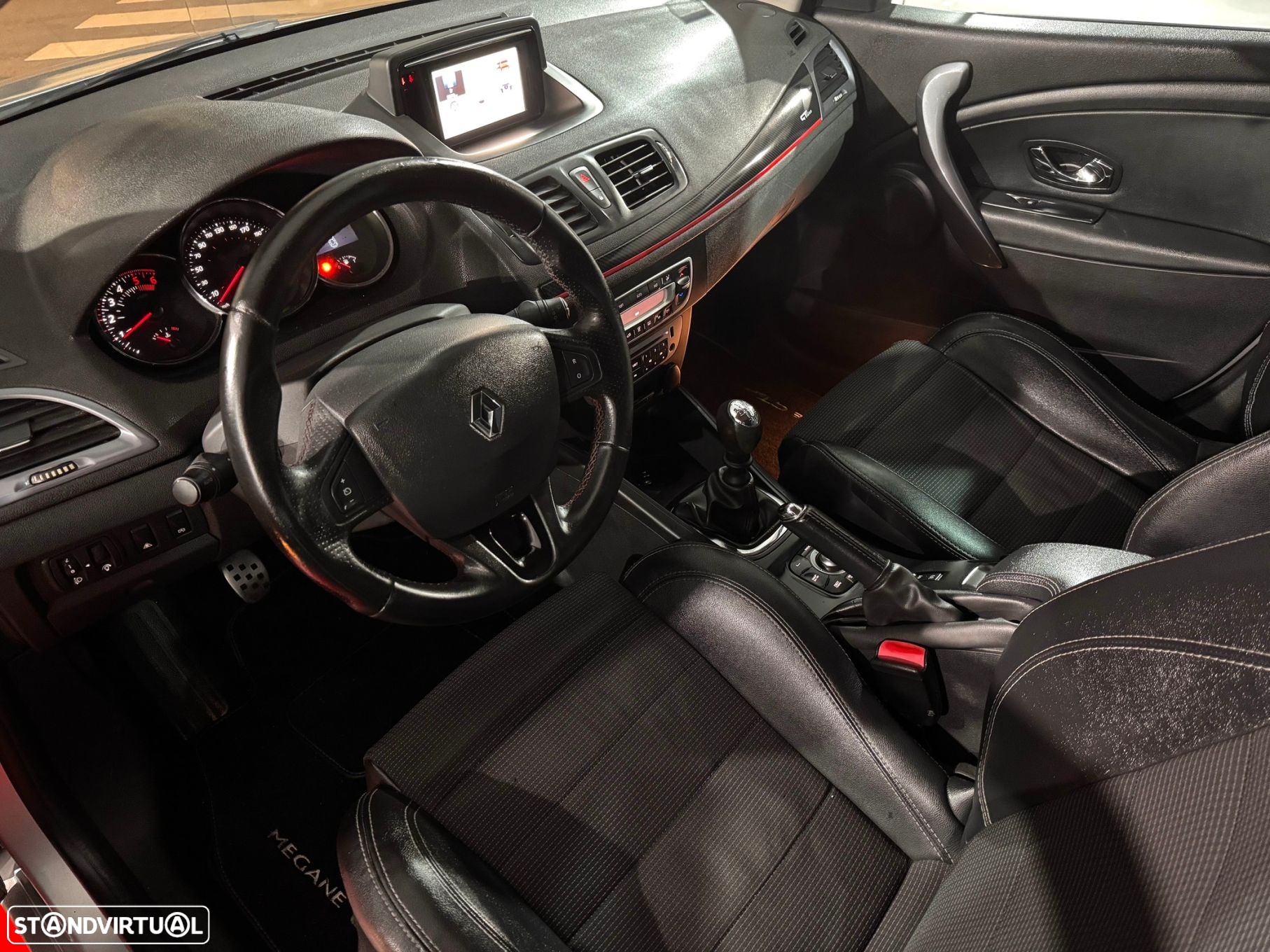Renault Mégane 1.5 dCi GT Line SS - 8