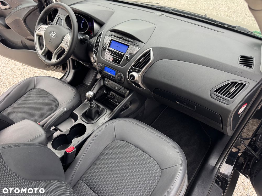 Hyundai ix35 1.6 2WD UEFA EURO 2012 Edition - 29