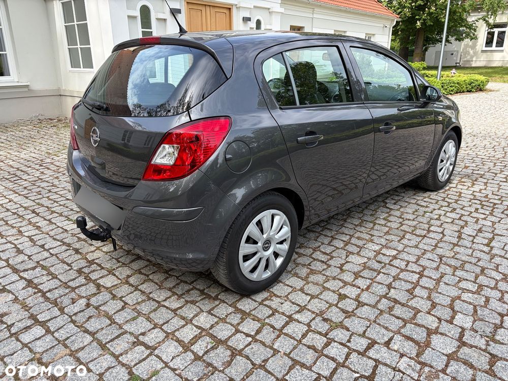 Opel Corsa 1.4 16V Cosmo - 14