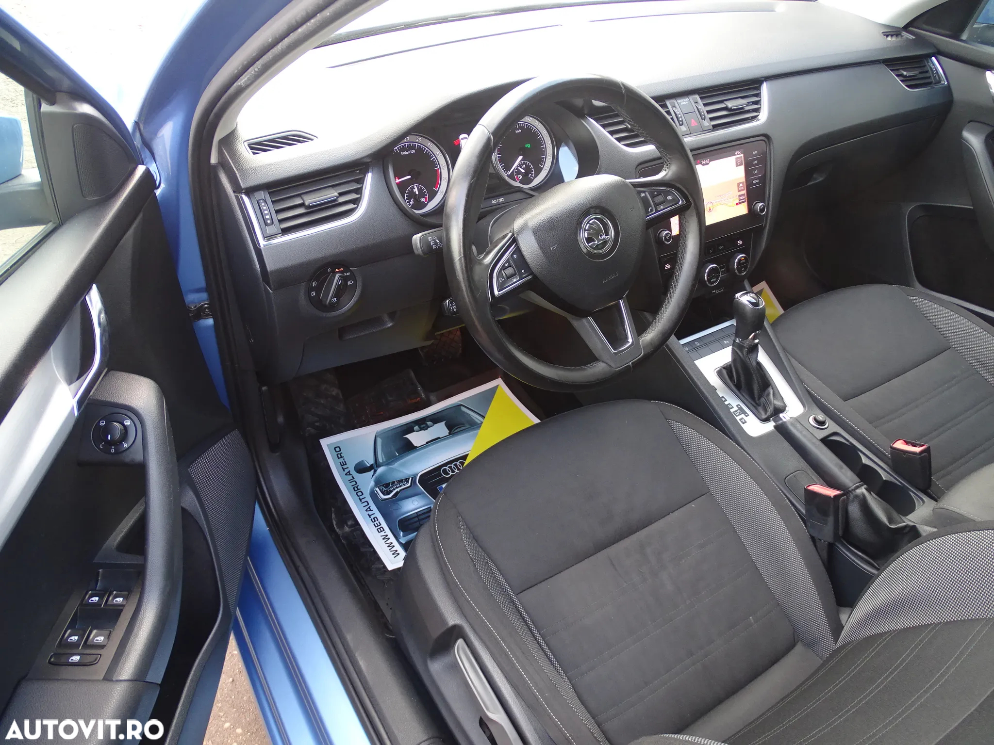 Skoda Octavia Combi Diesel 2.0 TDI DSG Style - 6