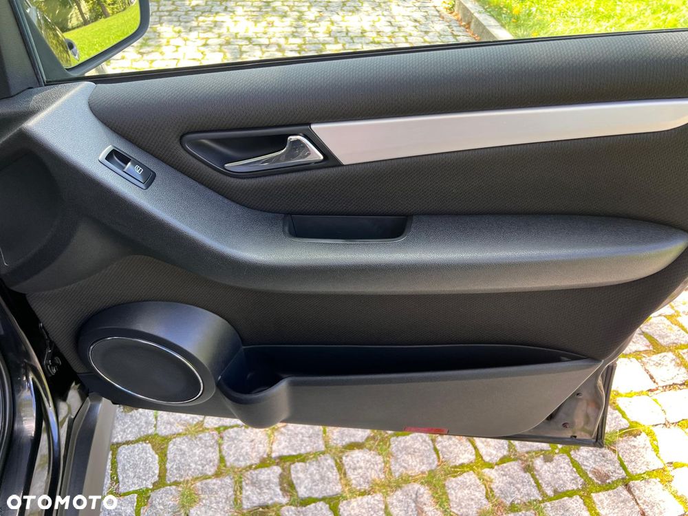 Mercedes-Benz Klasa B 170 Special Edition - 17