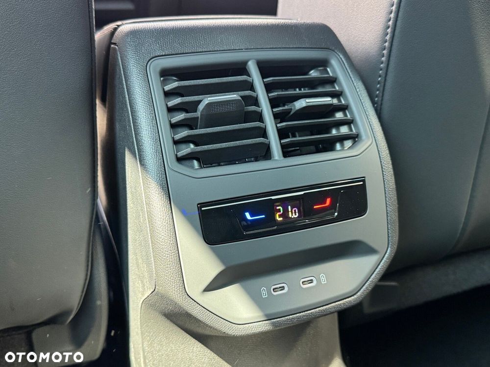 Cupra Formentor 1.5 eTSI mHEV DSG - 40