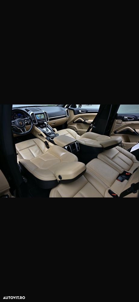 Porsche Cayenne 3.0 L - 37