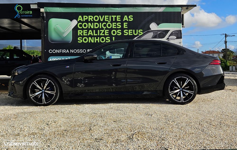 BMW i5 eDrive40 Pack Desportivo M Pro - 3