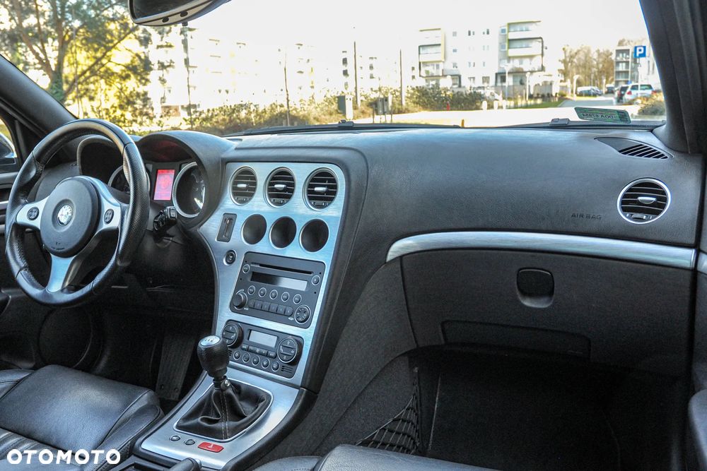 Alfa Romeo 159 1750TBi Sport - 10