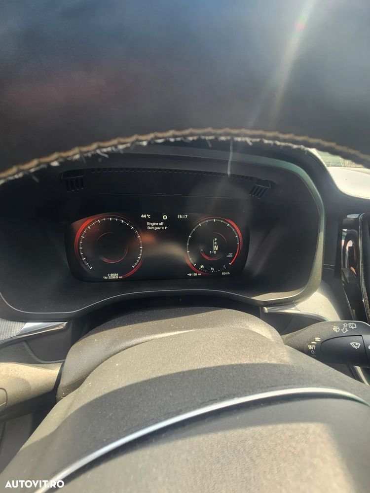 Volvo XC 60 T6 AWD R-Design - 8