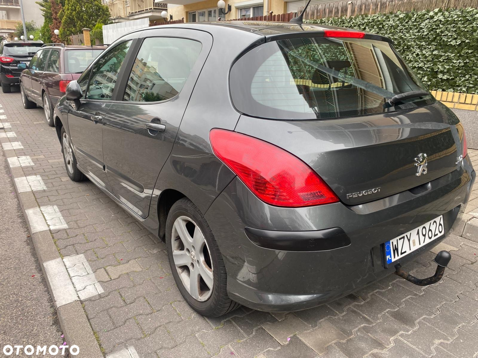 Peugeot 308 1.6 Premium Plus - 3