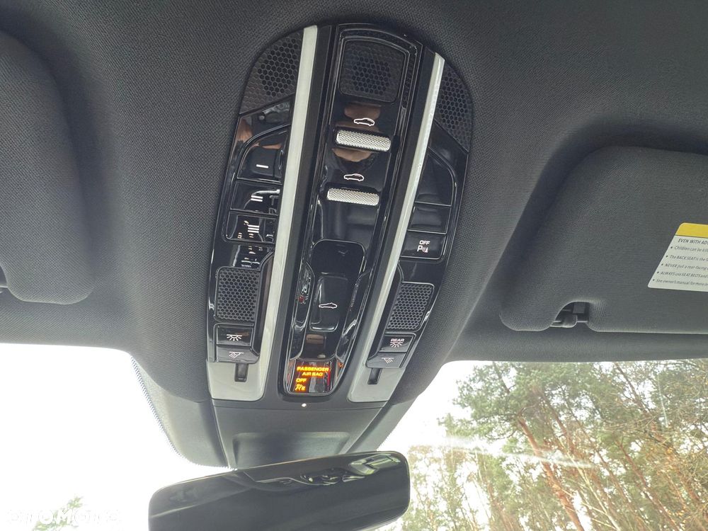 Porsche Panamera - 14