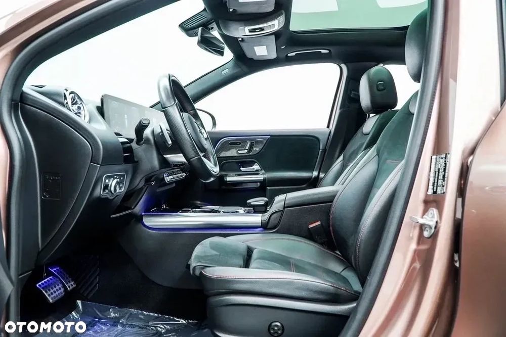Mercedes-Benz GLA 250 8G-DCT AMG Line - 9