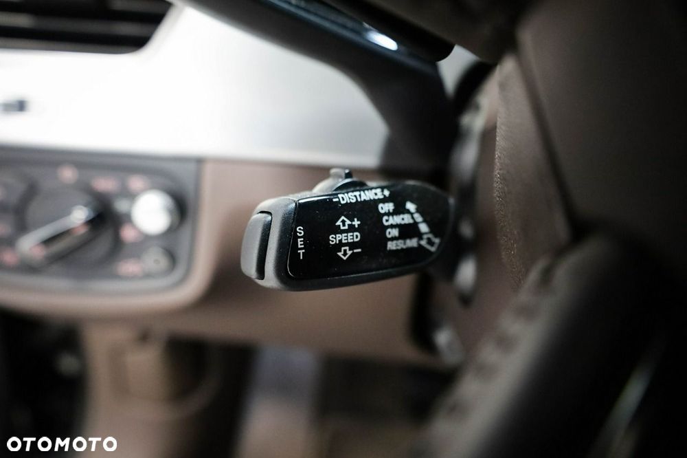 Audi A8 - 20